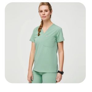 FIGS Jade Catarina scrub top